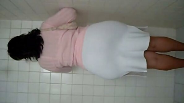 Zoey Monroe wird von ihrem geilen und sexy Stiefvater gefickt