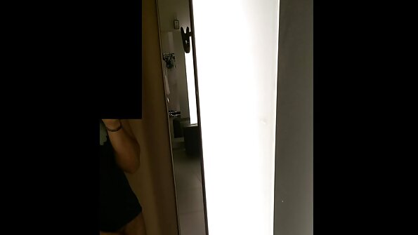 Glamouröse Schlampe Gracie Glam wird hart bis zum Creampie gefickt