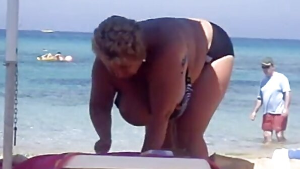 Tiff Bannister liebt es, wie sich sein Schwanz in ihrer Muschi anfühlt
